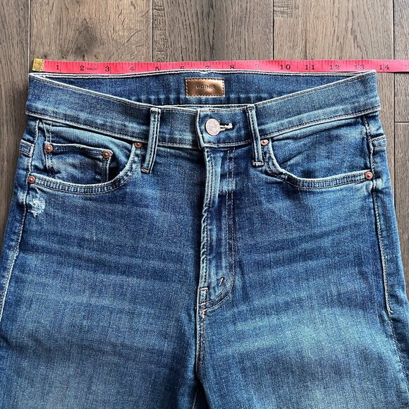 Mother The Insider Crop Step Chew Jeans Size 27 High Rise Denim Dancing on Coals - Picture 9 of 10